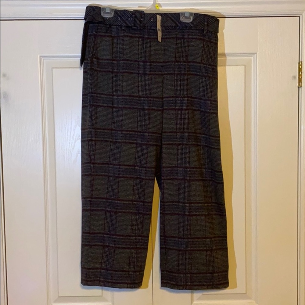Ladies Dressy Fall Pants..NWT